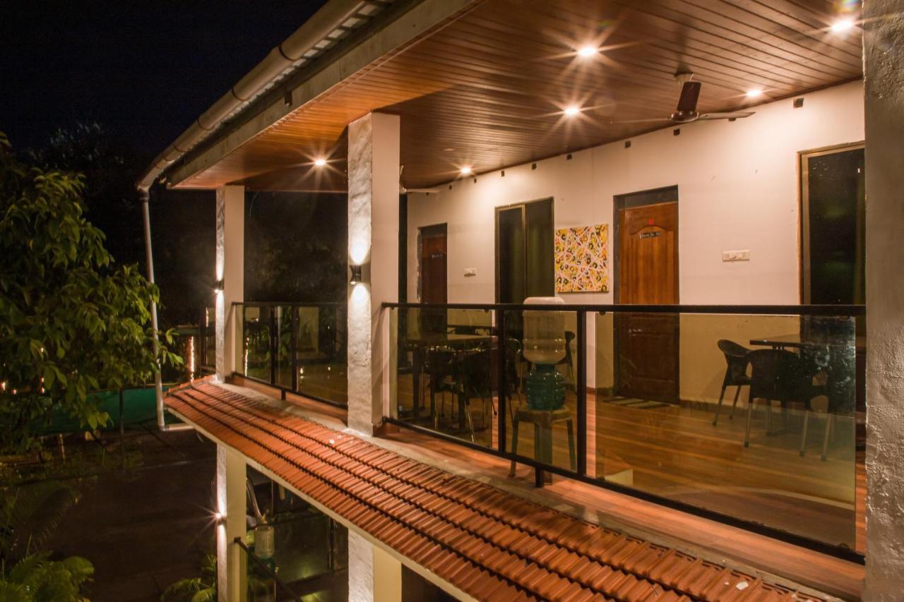Sanidhya Beach Resort Alībāg Exterior foto
