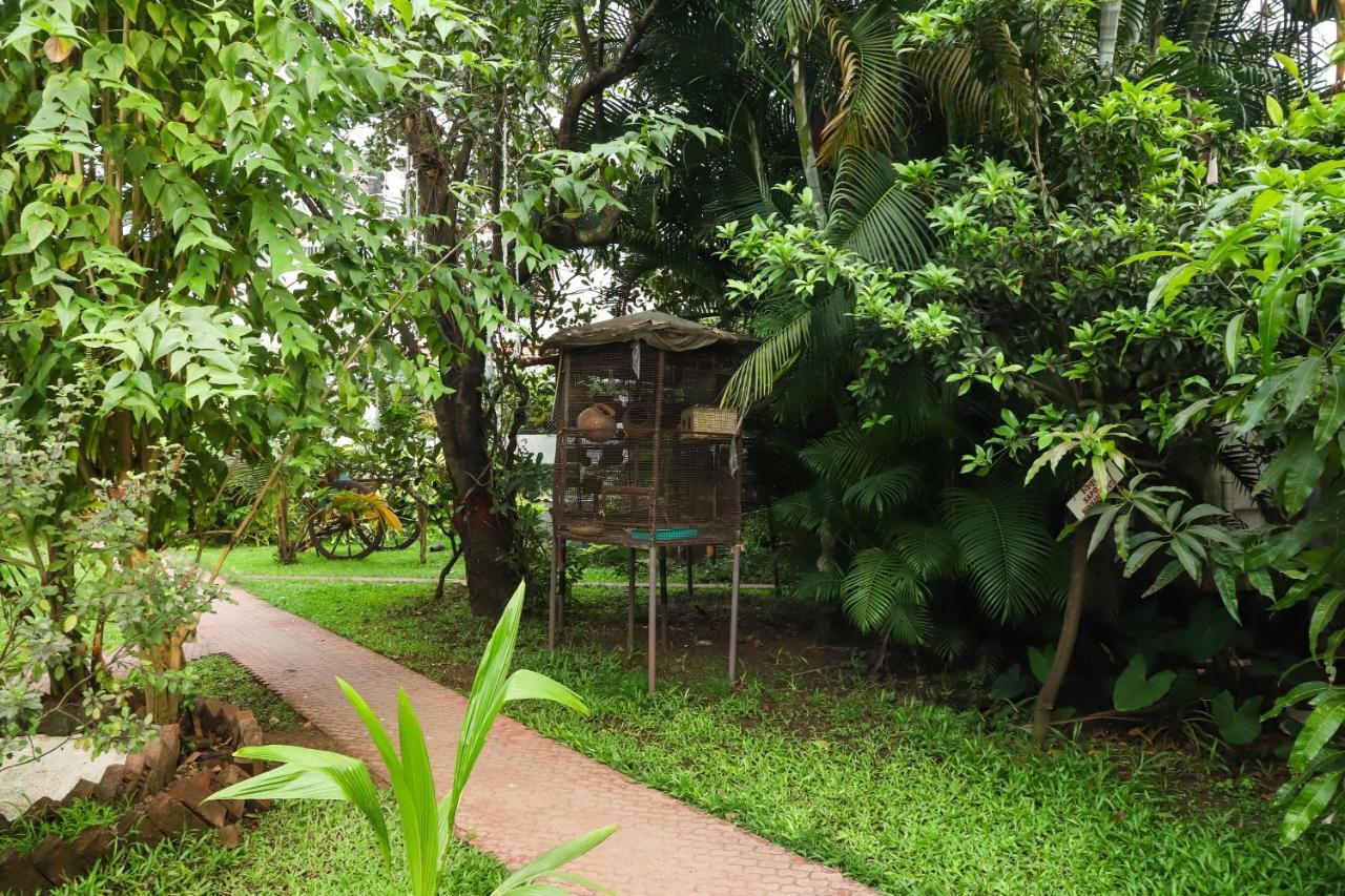 Sanidhya Beach Resort Alībāg Exterior foto