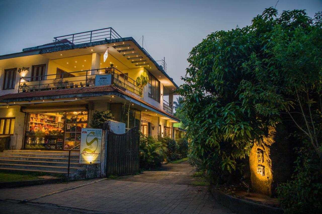 Sanidhya Beach Resort Alībāg Exterior foto